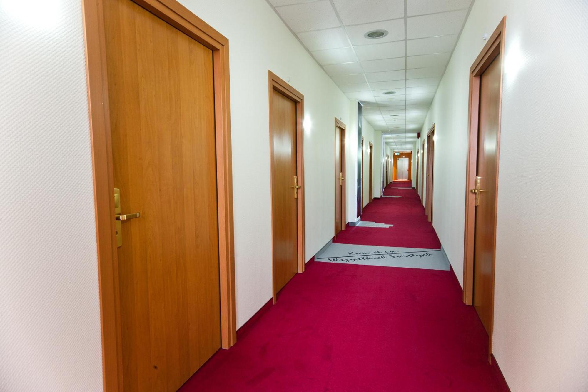 Hotel Malinowski Business Gliwice Quarto foto